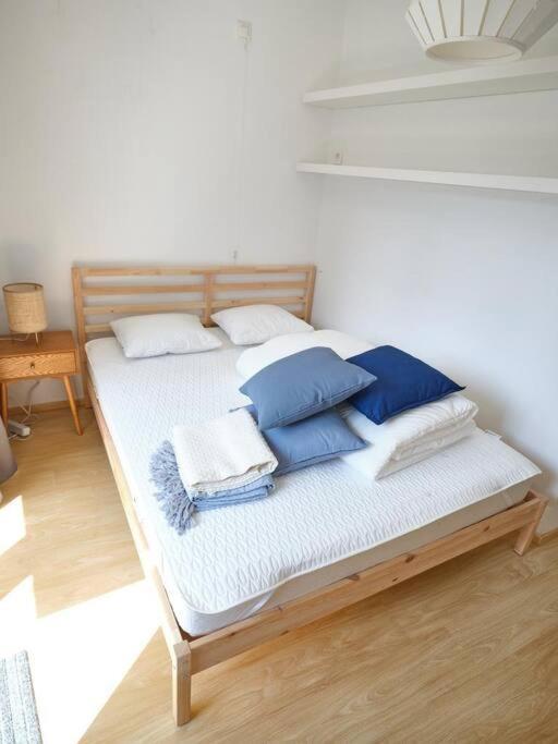 Hugo By The Harbor, Light-Filled And Centrally Located Apartment - Free Parking Oostende Eksteriør billede